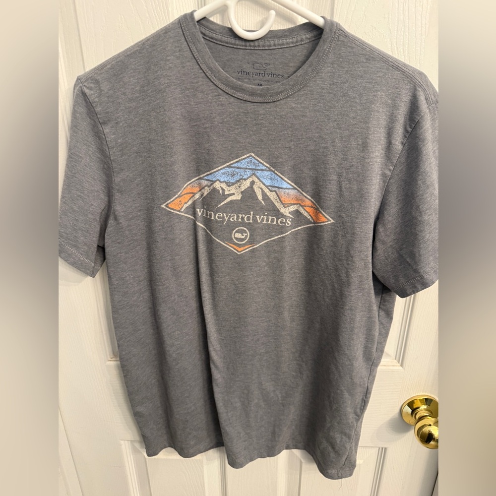Gray Vineyard Vines Tee